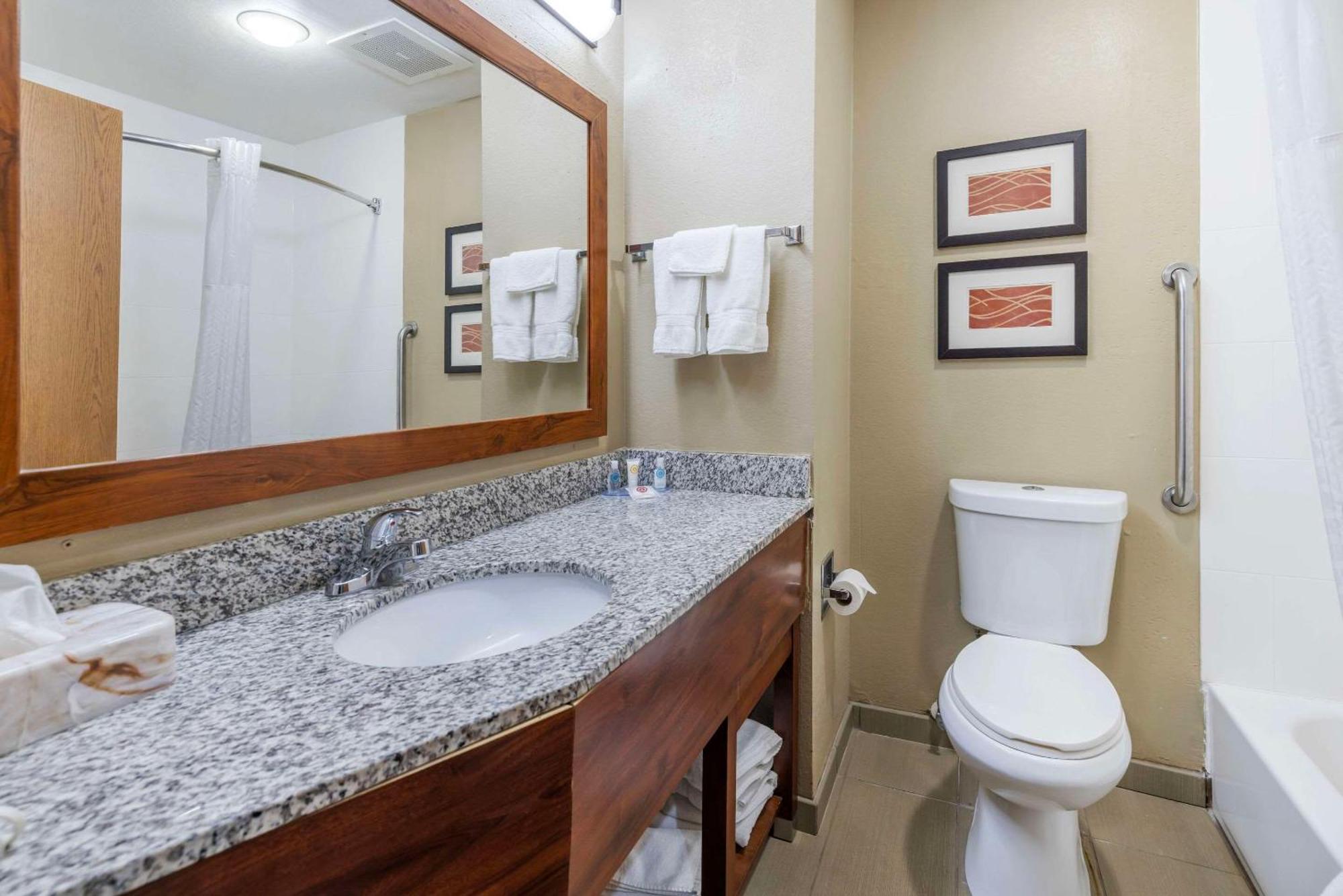 Comfort Inn Grain Valley Extérieur photo